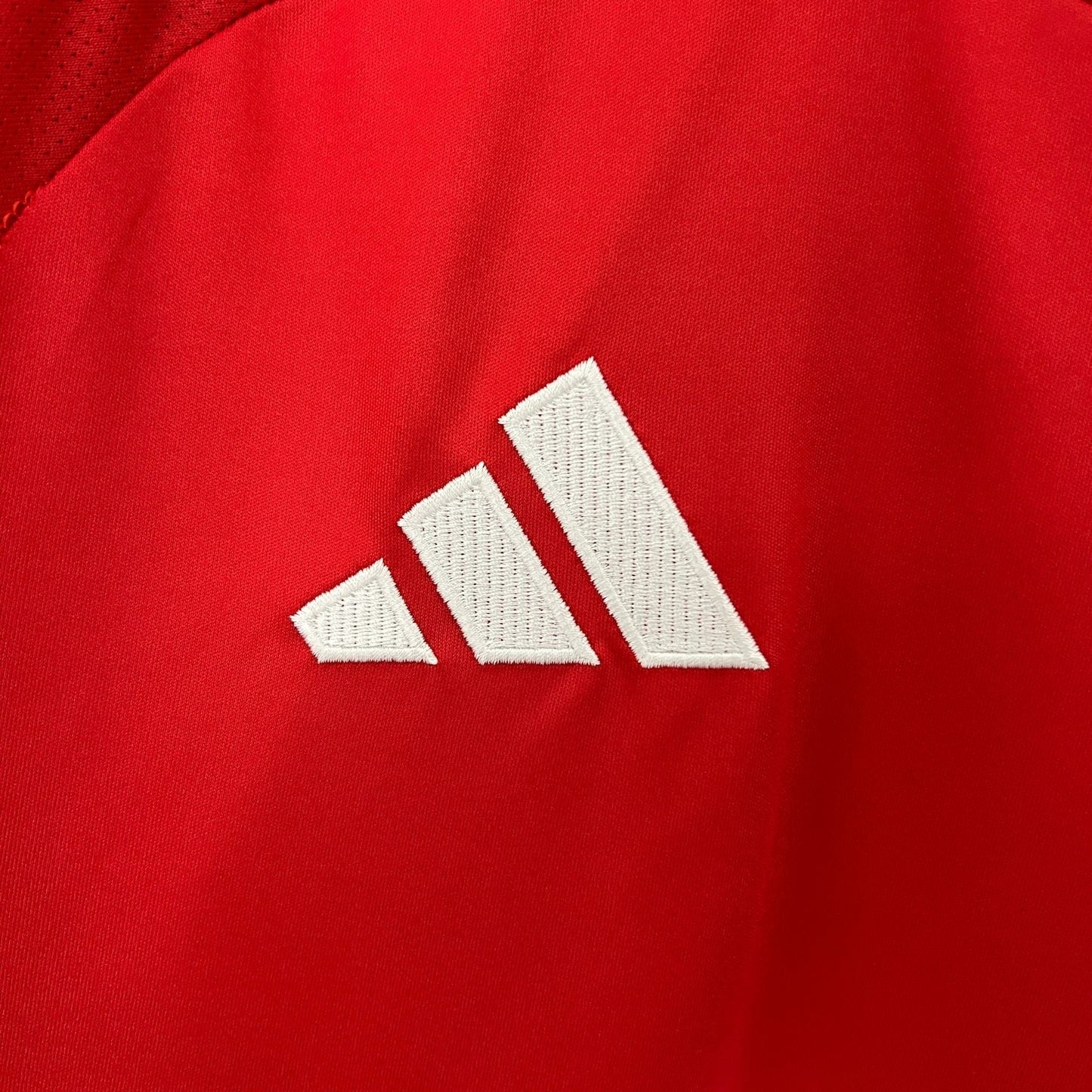 24/25 Manchester United Home Kit