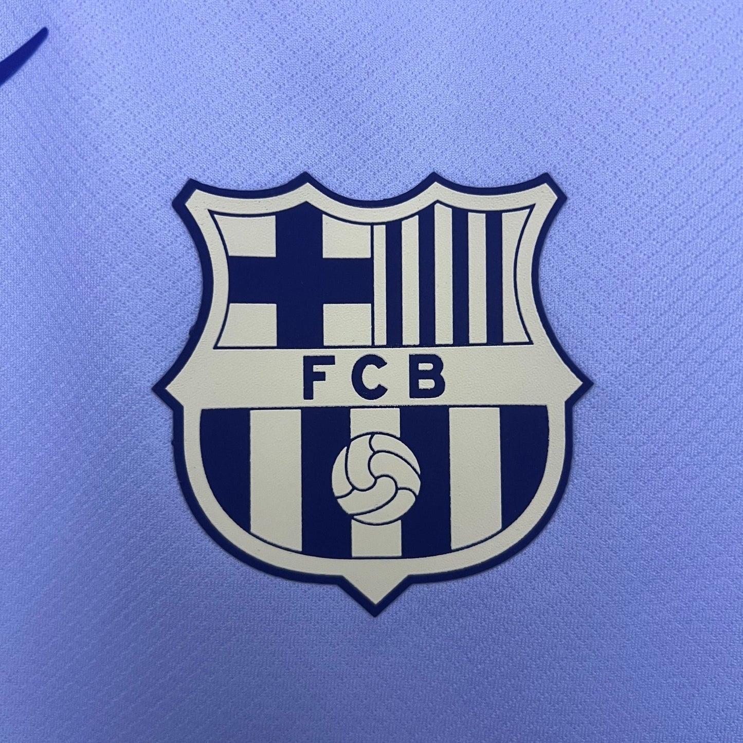 FC Barcelona "Voltage" Premium Kit